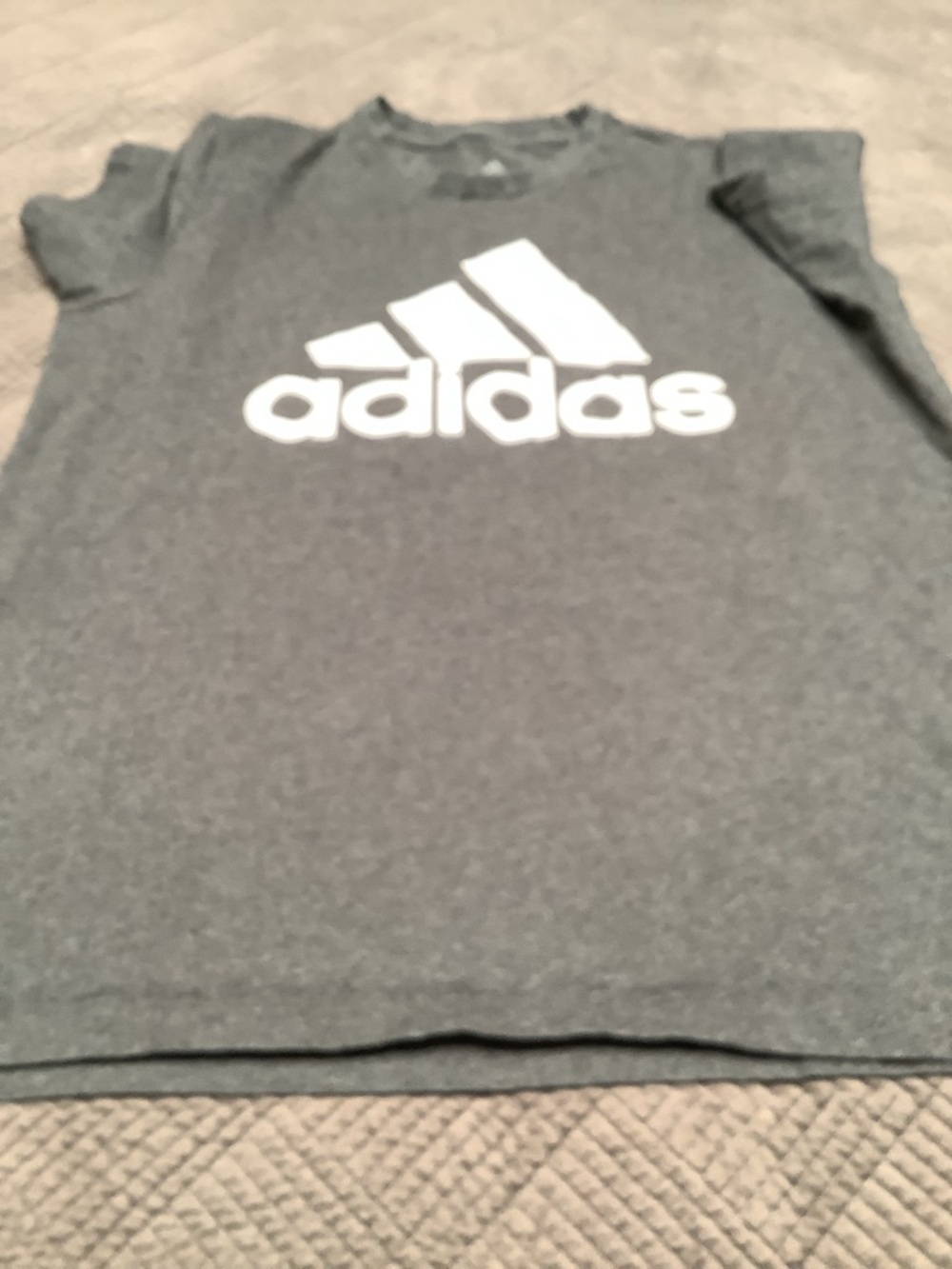 adidas Mens Gray Tee with White Logo. 661